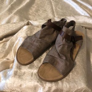 Blowfish open/cut out sandals. Size 11.